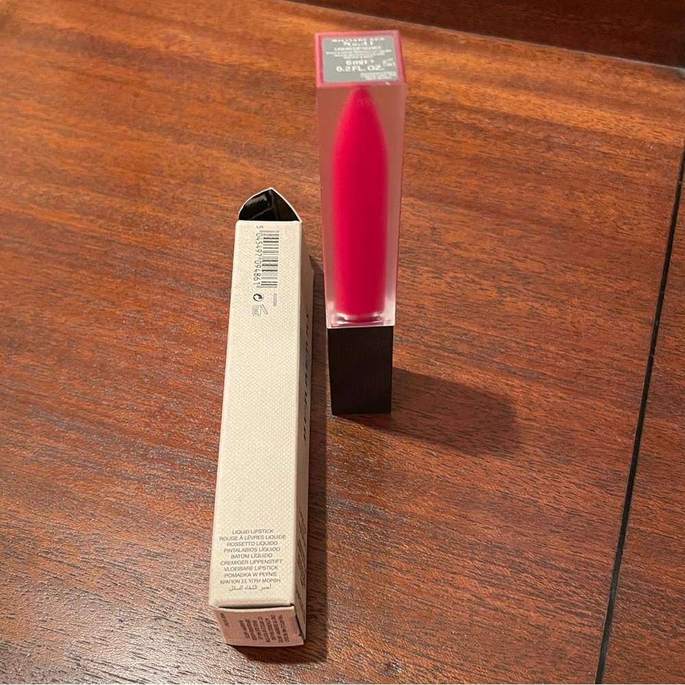 Burberry Liquid Lip Velvet Military Red No. 41 NEW makeup - Picture 2 of 15